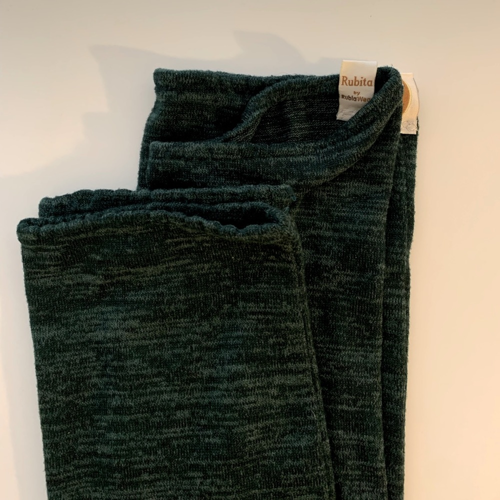 Rubiawear leg warmer kids soft pine green